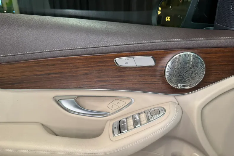 Mercedes-Benz GLC din 2021 cu 85.000 km - oferta MER208764 - foto 15