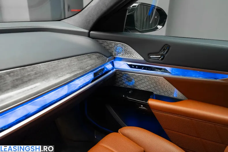 BMW i7 (Seria 7) din 2024 cu 25.000 km - oferta BMW208767 - foto 25