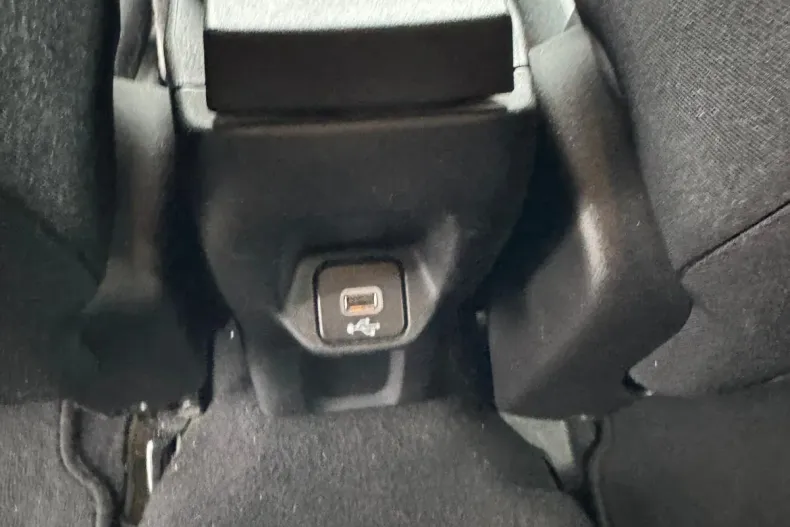 Jeep Renegade din 2023 cu 81.422 km - oferta JEE208778 - foto 9