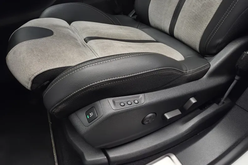Peugeot 3008 din 2021 cu 103.700 km - oferta PEU208781 - foto 7
