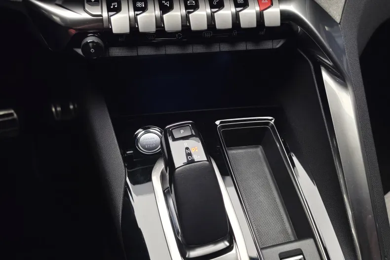 Peugeot 3008 din 2021 cu 103.700 km - oferta PEU208781 - foto 18