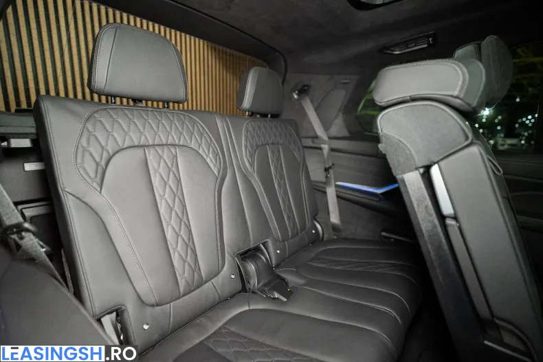 BMW X7 (Seria X) din 2023 cu 11.900 km - oferta BMW208783 - foto 24