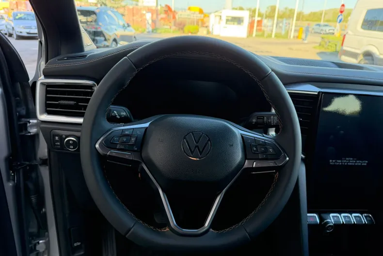 Volkswagen Amarok din 2026 cu 15 km - oferta VOL208787 - foto 2