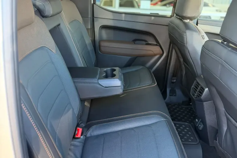 Volkswagen Amarok din 2026 cu 15 km - oferta VOL208787 - foto 11