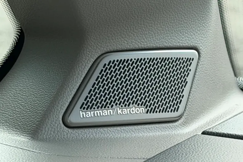 Volkswagen Multivan din 2025 cu 15.564 km - oferta VOL208792 - foto 11