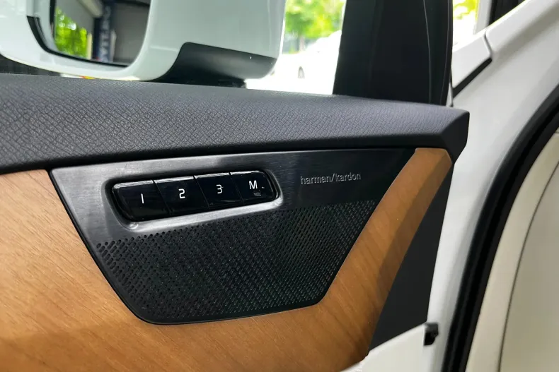 Volvo XC90 din 2021 cu 99.500 km - oferta VOL208803 - foto 26