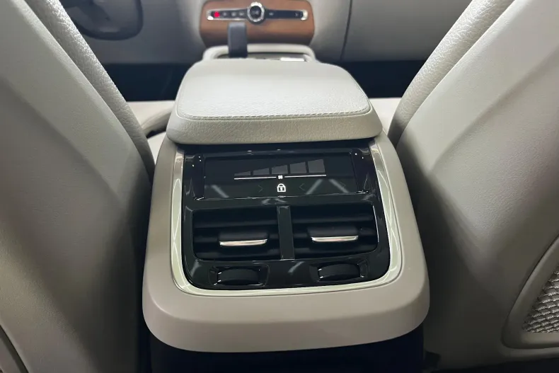 Volvo XC90 din 2021 cu 99.500 km - oferta VOL208803 - foto 30