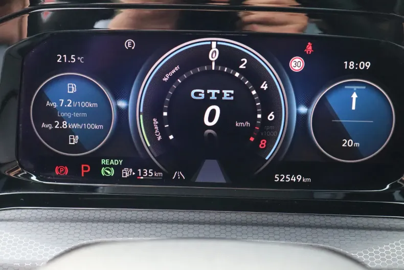 Volkswagen Golf din 2021 cu 52.549 km - oferta VOL208812 - foto 15