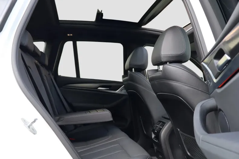 BMW X3 (Seria X) din 2023 cu 156.000 km - oferta BMW208814 - foto 18
