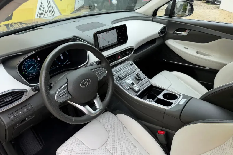 Hyundai Santa Fe din 2022 cu 70.650 km - oferta HYU208817 - foto 2