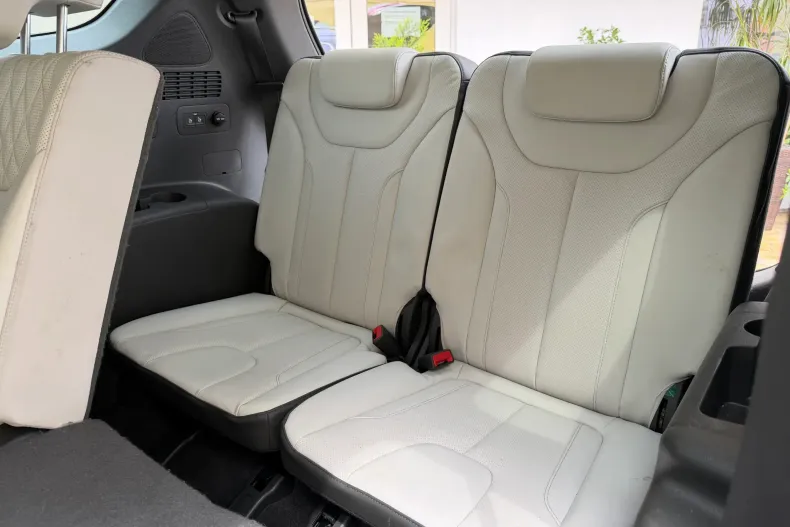 Hyundai Santa Fe din 2022 cu 70.650 km - oferta HYU208817 - foto 8