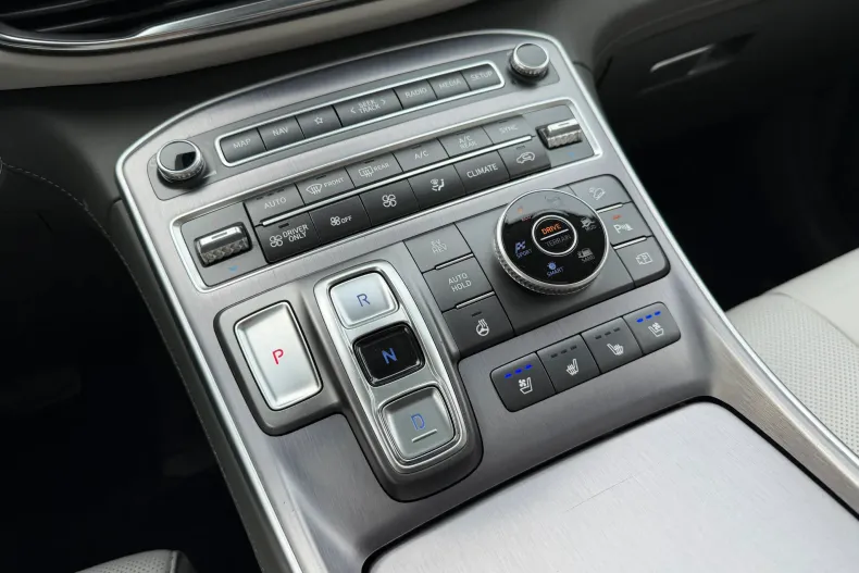 Hyundai Santa Fe din 2022 cu 70.650 km - oferta HYU208817 - foto 13