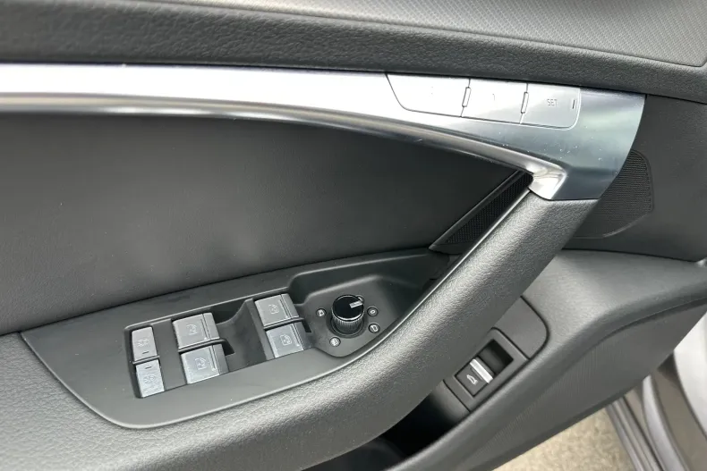 Audi A6 din 2020 cu 99.312 km - oferta AUD208821 - foto 14