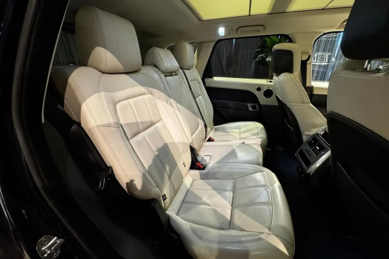 Land Rover Range Rover Sport din 2021 cu 66.200 km - oferta LAN208825 - foto 17