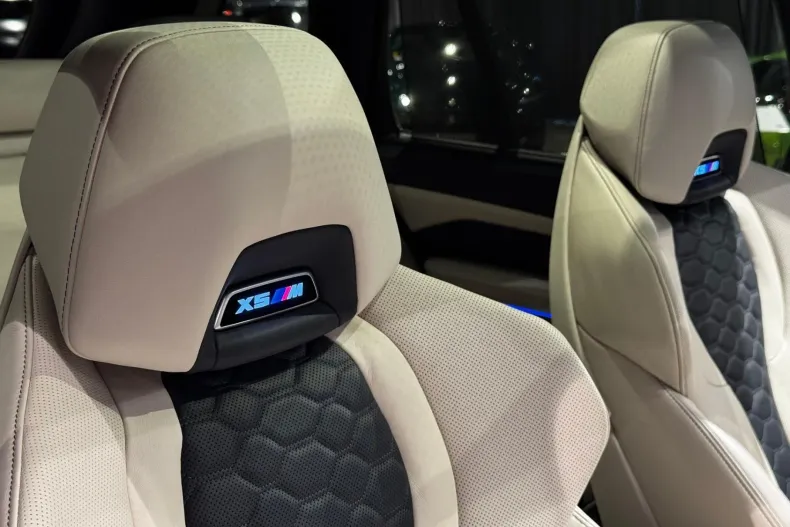 BMW X5 M (Seria X) din 2022 cu 45.700 km - oferta BMW208827 - foto 18