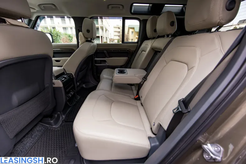 Land Rover Defender din 2023 cu 28.720 km - oferta LAN208832 - foto 37