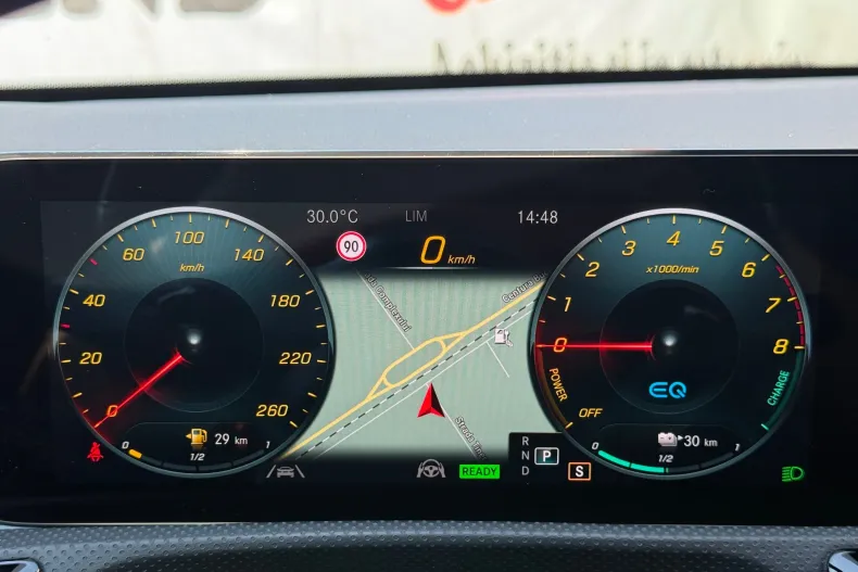 Mercedes-Benz A 250 (Clasa A) din 2022 cu 147.000 km - oferta MER208835 - foto 9