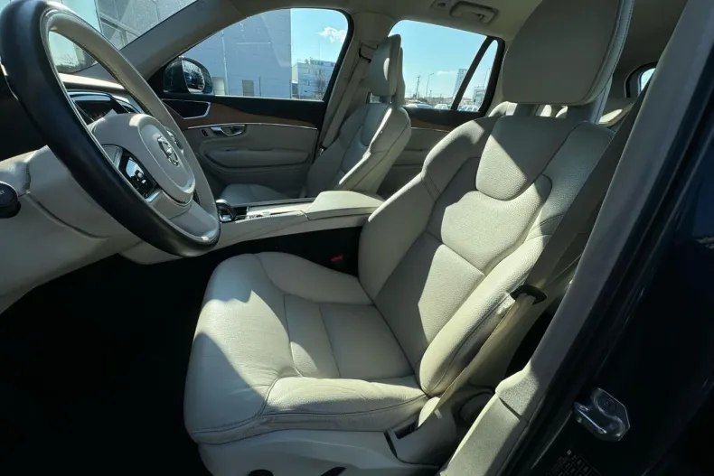 Volvo XC90 din 2021 cu 83.490 km - oferta VOL208843 - foto 4