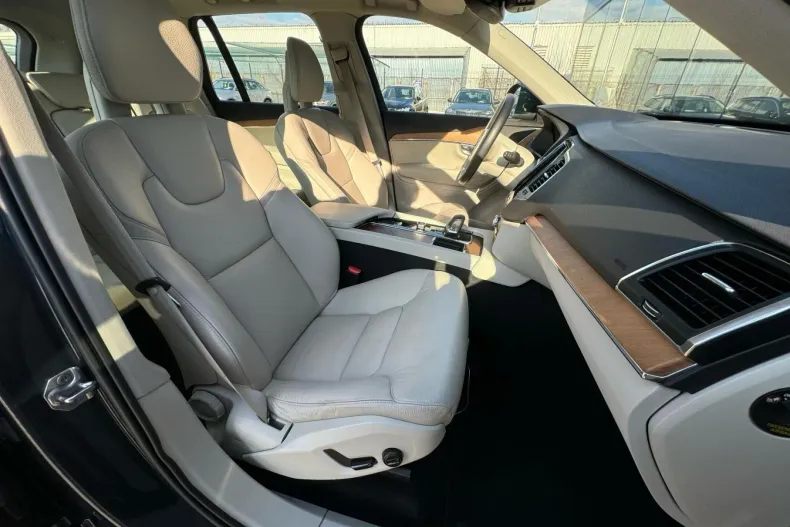 Volvo XC90 din 2021 cu 83.490 km - oferta VOL208843 - foto 6