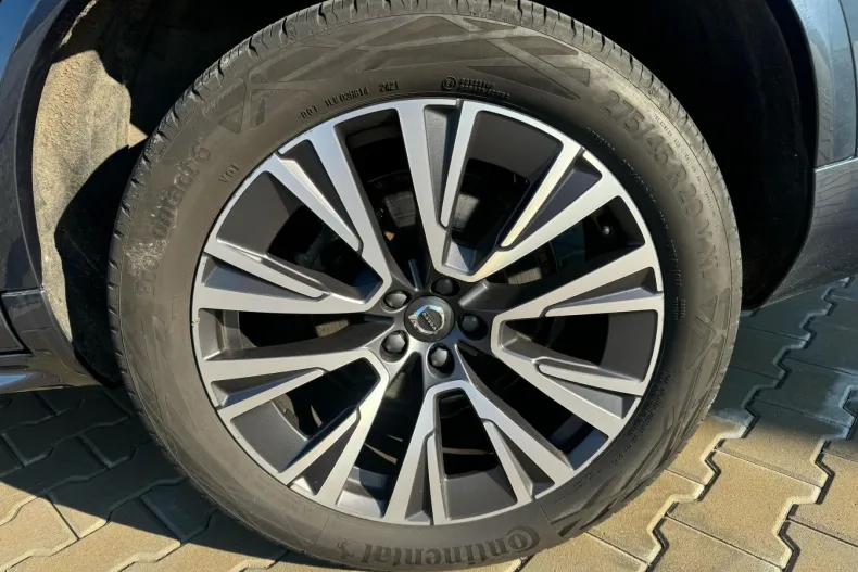 Volvo XC90 din 2021 cu 83.490 km - oferta VOL208843 - foto 30