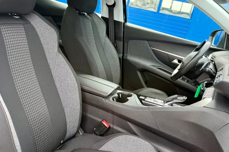 Peugeot 3008 din 2020 cu 92.700 km - oferta PEU208851 - foto 15