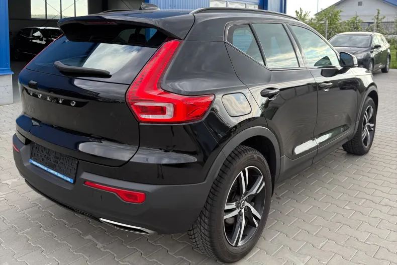 Volvo XC40 din 2020 cu 167.300 km - oferta VOL208852 - foto 4