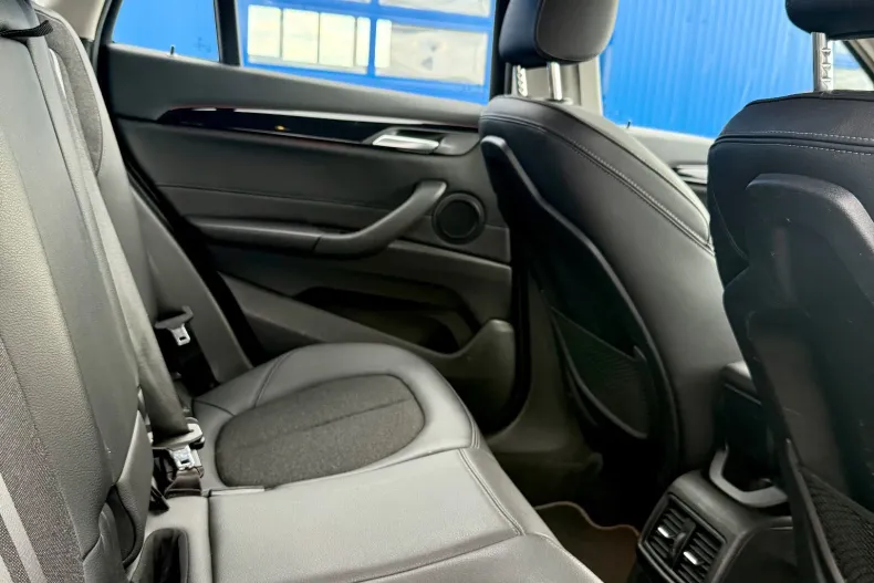 BMW X1 (Seria X) din 2020 cu 175.000 km - oferta BMW208854 - foto 10