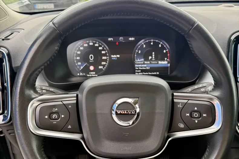 Volvo XC40 din 2020 cu 119.600 km - oferta VOL208855 - foto 9