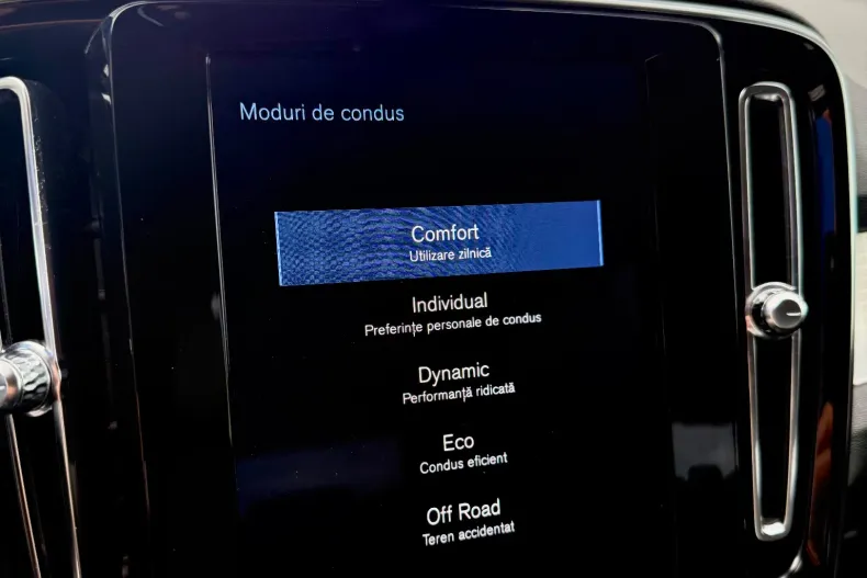 Volvo XC40 din 2020 cu 119.600 km - oferta VOL208855 - foto 15