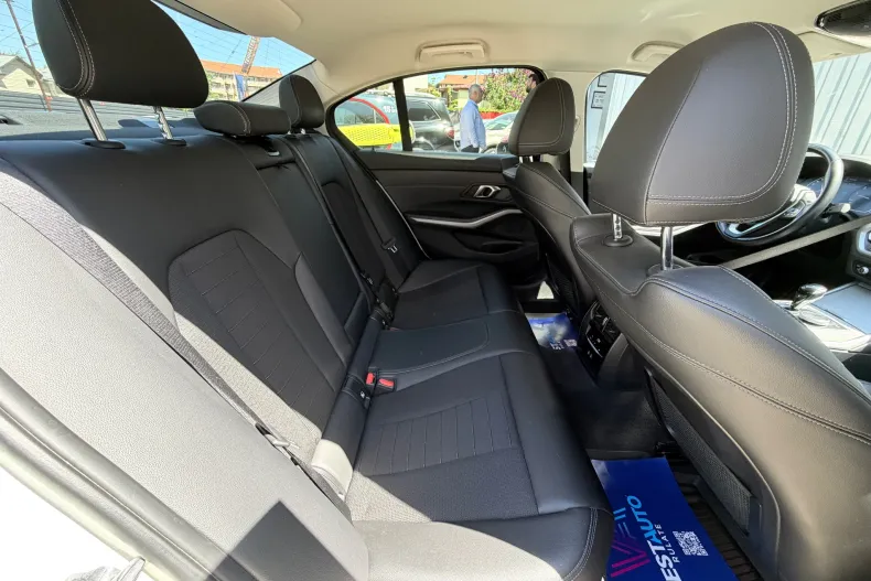 BMW 320i (Seria 3) din 2022 cu 92.976 km - oferta BMW208860 - foto 9