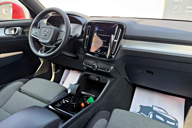 Volvo XC40 din 2023 cu 132.820 km - oferta VOL208869 - foto 11