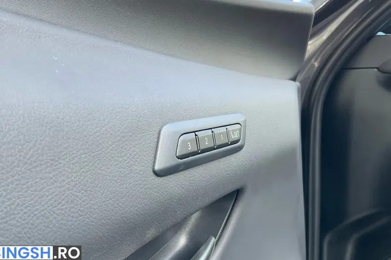 Lexus UX din 2023 cu 68.216 km - oferta LEX208879 - foto 15