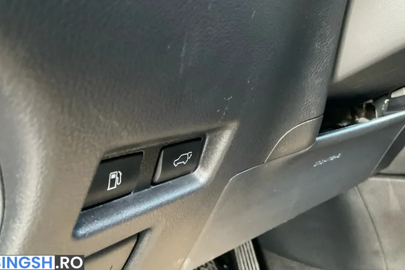 Lexus UX din 2023 cu 68.216 km - oferta LEX208879 - foto 17