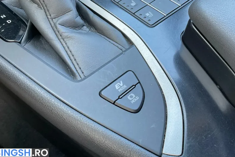 Lexus UX din 2023 cu 68.216 km - oferta LEX208879 - foto 19