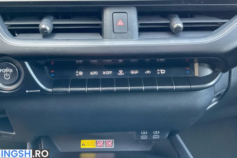 Lexus UX din 2023 cu 68.216 km - oferta LEX208879 - foto 20