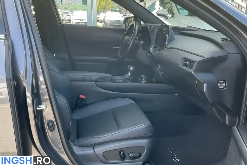 Lexus UX din 2023 cu 68.216 km - oferta LEX208879 - foto 27