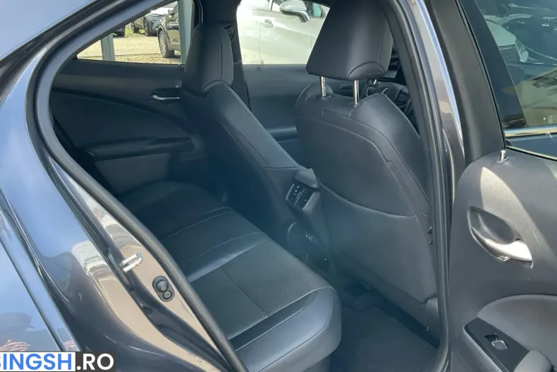 Lexus UX din 2023 cu 68.216 km - oferta LEX208879 - foto 28