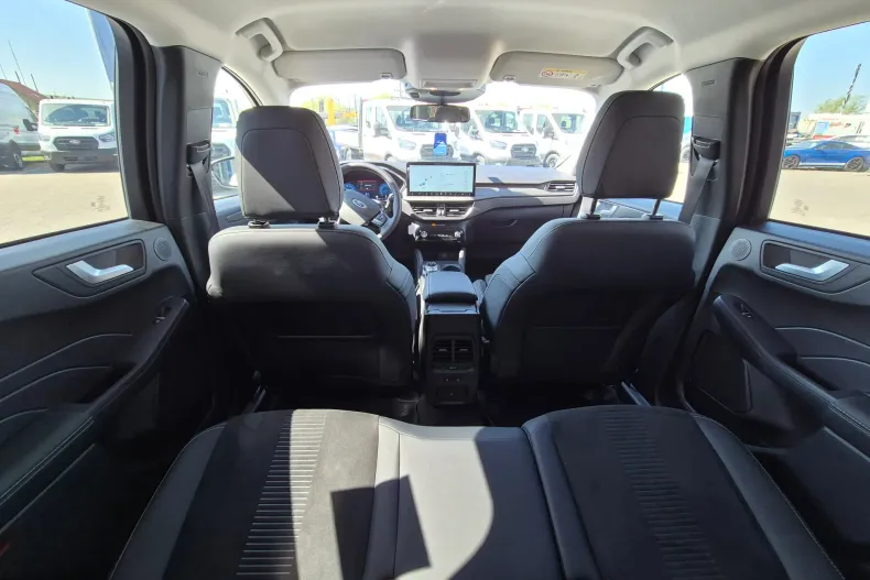 Ford Kuga din 2025 cu 9.970 km - oferta FOR208885 - foto 20