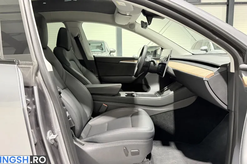 Tesla Model Y din 2022 cu 44.191 km - oferta TES208893 - foto 28