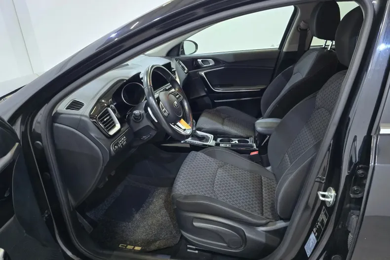 Kia Ceed din 2021 cu 139.923 km - oferta KIA208901 - foto 7