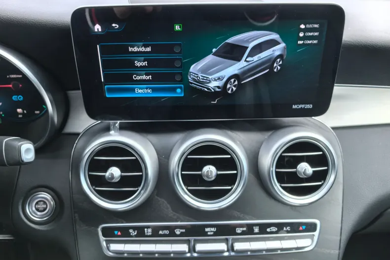 Mercedes-Benz GLC din 2022 cu 145.500 km - oferta MER208909 - foto 24
