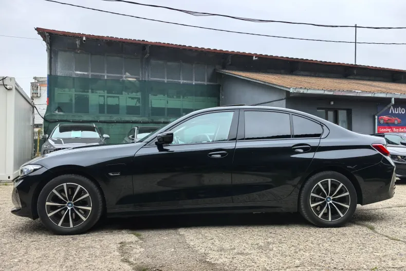 BMW 320e (Seria 3) din 2023 cu 46.300 km - oferta BMW208912 - foto 24