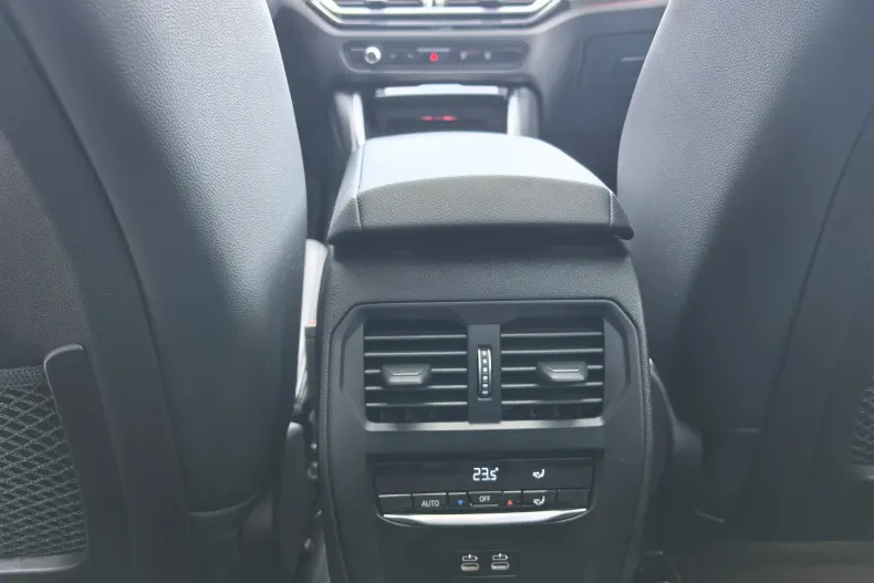 BMW 320e (Seria 3) din 2023 cu 46.300 km - oferta BMW208912 - foto 26