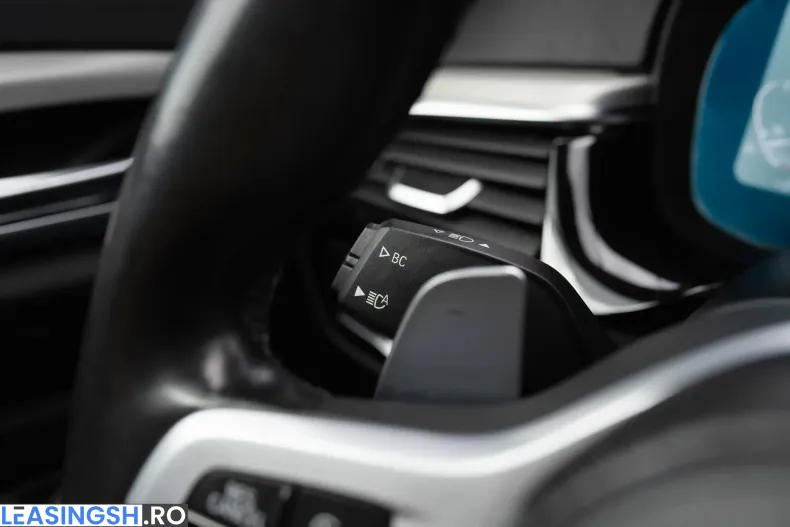 BMW 530e (Seria 5) din 2020 cu 71.020 km - oferta BMW208925 - foto 29