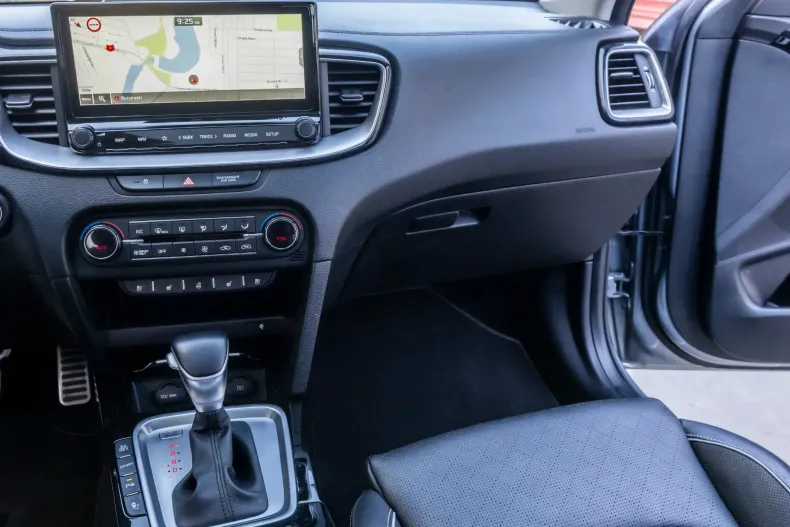Kia XCeed din 2021 cu 67.000 km - oferta KIA208945 - foto 21
