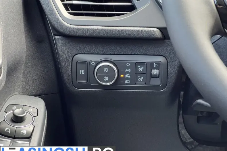Ford Kuga din 2025 cu 1 km - oferta FOR208956 - foto 17