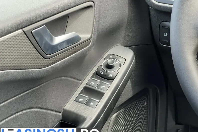 Ford Kuga din 2025 cu 1 km - oferta FOR208956 - foto 18
