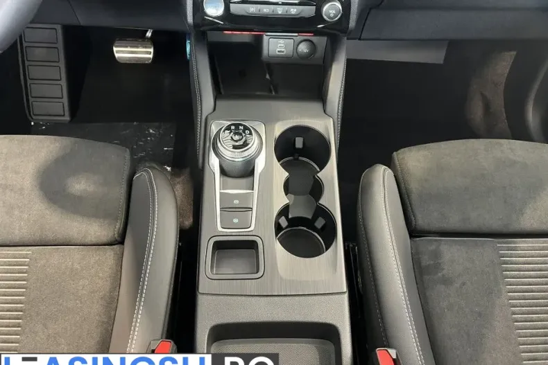 Ford Kuga din 2026 cu 1 km - oferta FOR208959 - foto 17