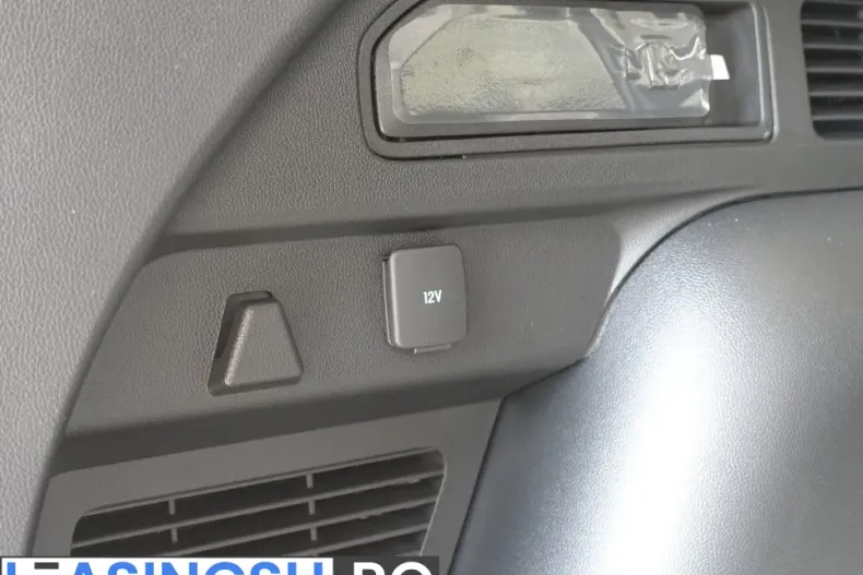 Ford Kuga din 2026 cu 1 km - oferta FOR208959 - foto 34