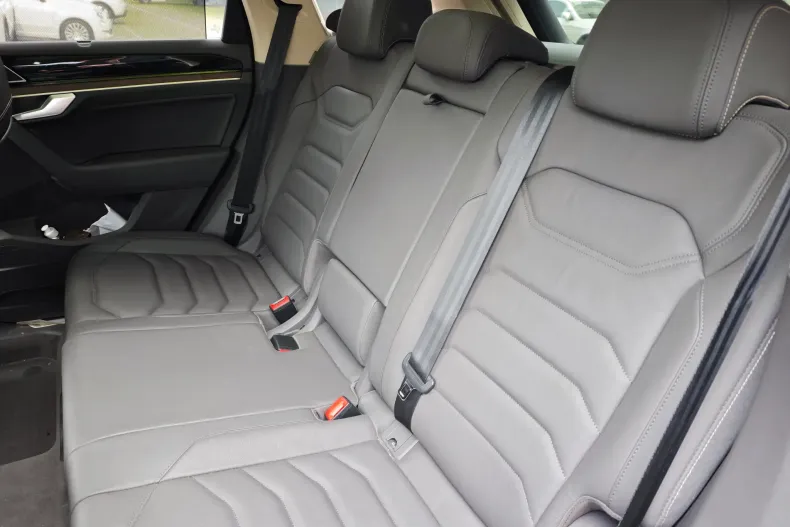 Volkswagen Touareg din 2020 cu 31.760 km - oferta VOL208962 - foto 8